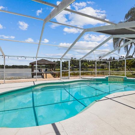 Lake House Westchase Area. Heated Pool Waterfront! Tampa Kültér fotó