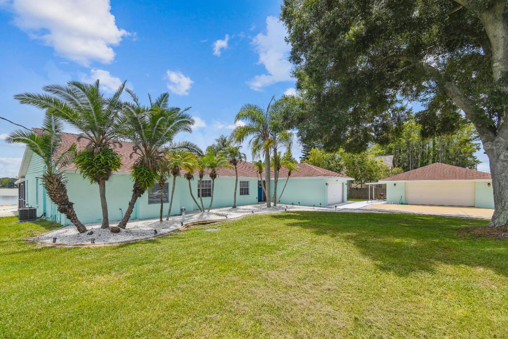 Lake House Westchase Area. Heated Pool Waterfront! Tampa Kültér fotó