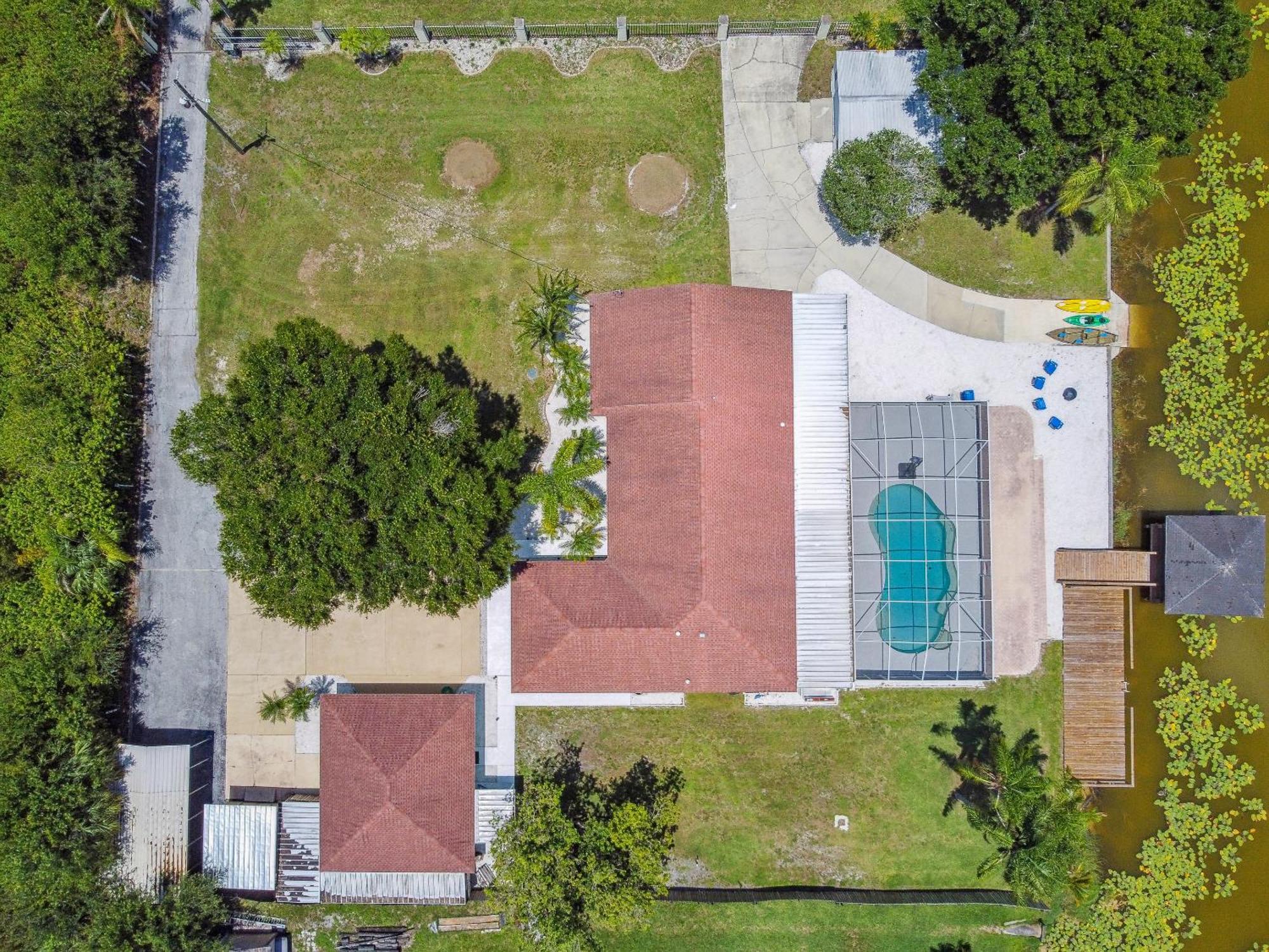 Lake House Westchase Area. Heated Pool Waterfront! Tampa Kültér fotó