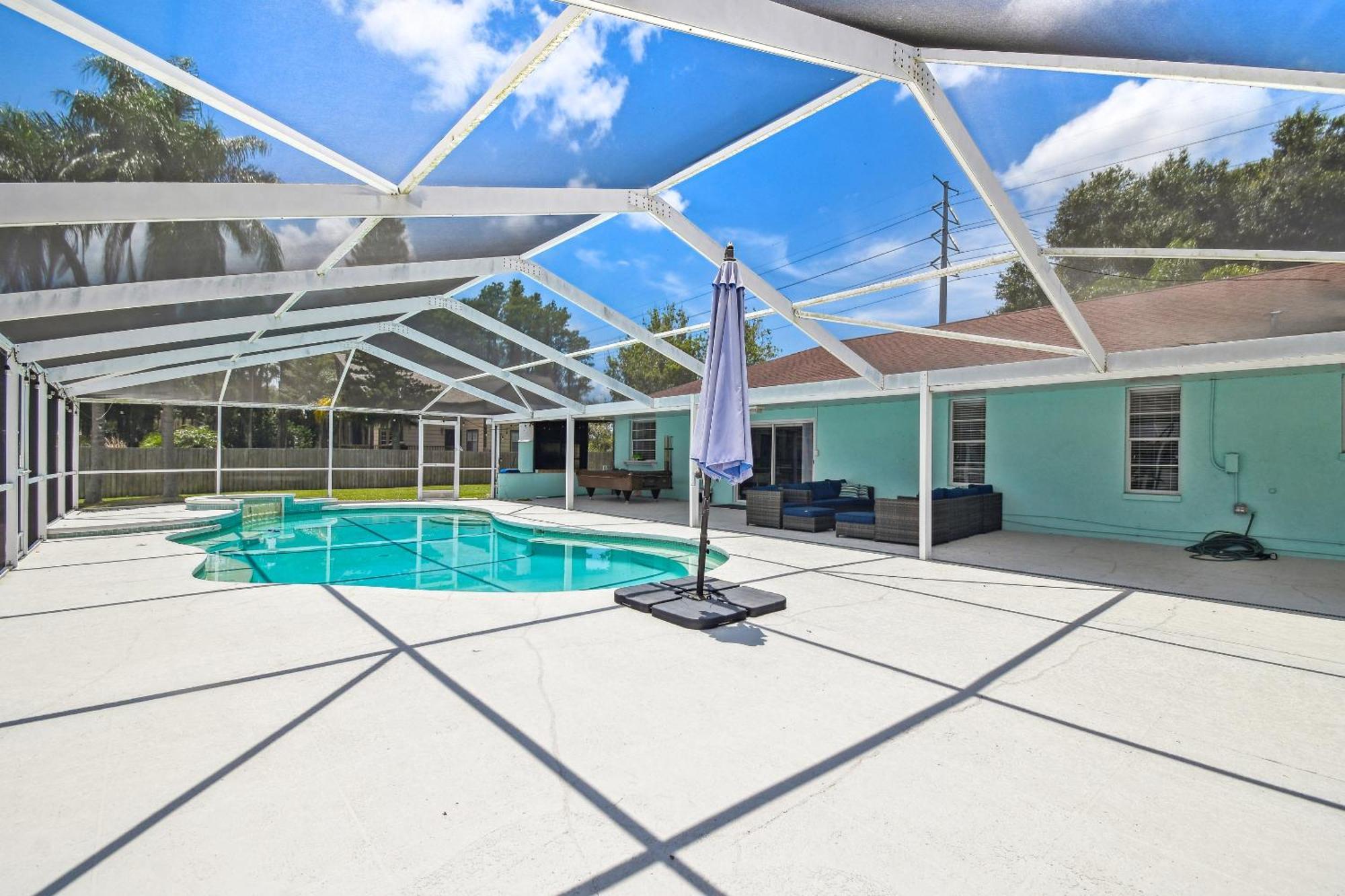 Lake House Westchase Area. Heated Pool Waterfront! Tampa Kültér fotó
